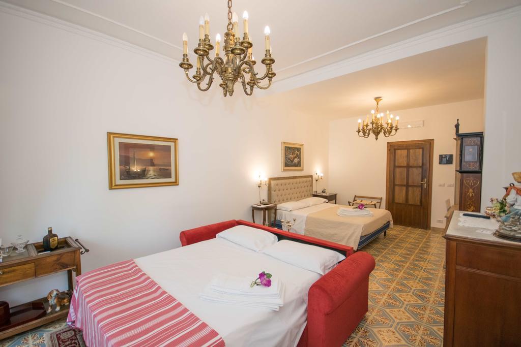 B&B Il Muro Vecchio จีอาร์ดีนี นักซอส ภายนอก รูปภาพ