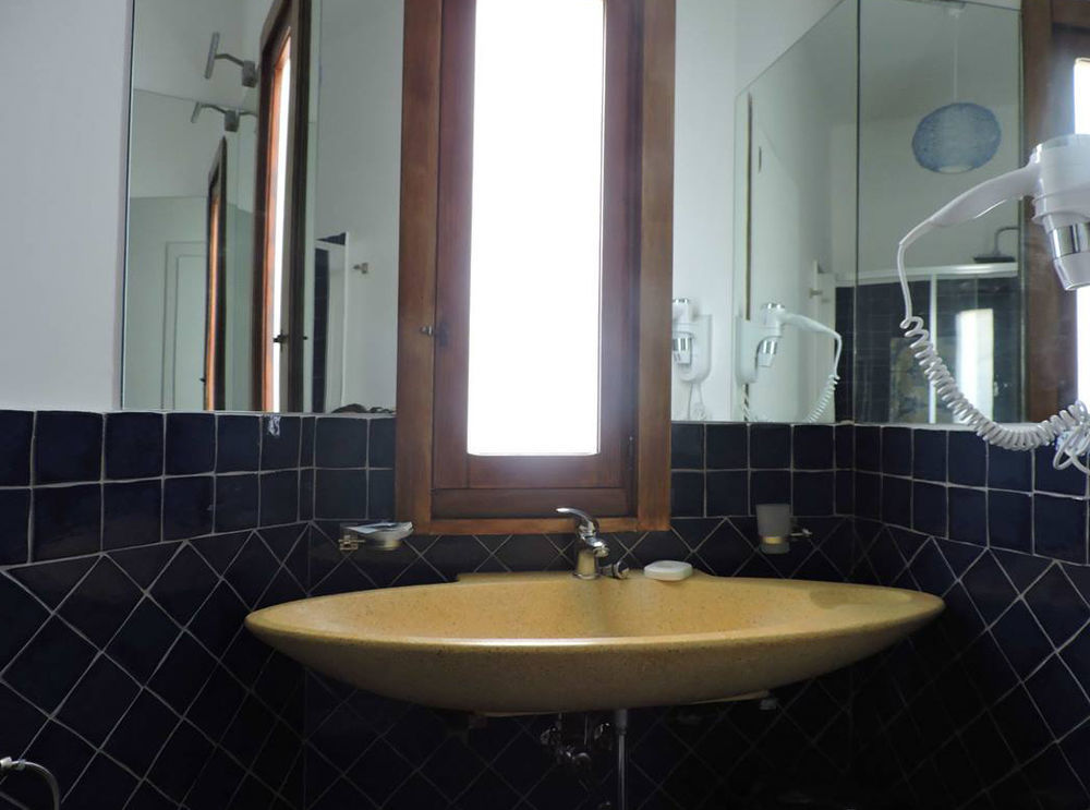 B&B Il Muro Vecchio จีอาร์ดีนี นักซอส ภายนอก รูปภาพ